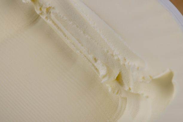 由牛奶制成的新鲜软奶酪图片下载