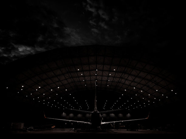 在黑暗中发光图片下载