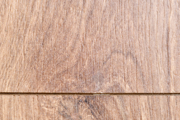 在框架中心的层压地板上的密封孔图片下载