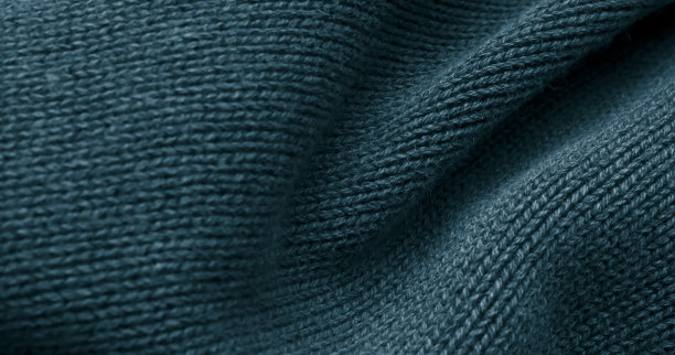 破洞的旧羊毛衫图片下载