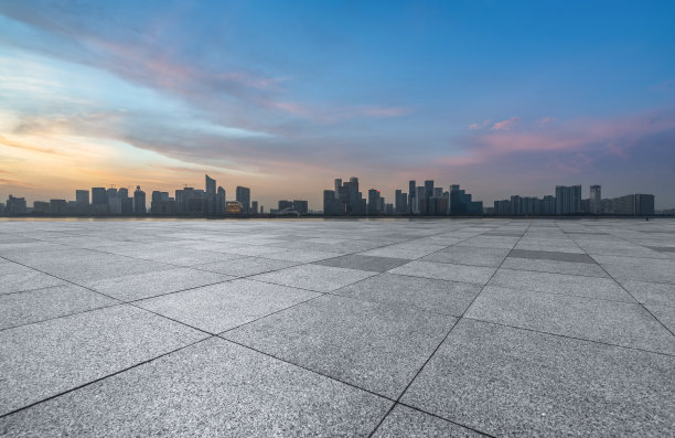 黄昏中国的城市广场和现代建筑景观图片下载