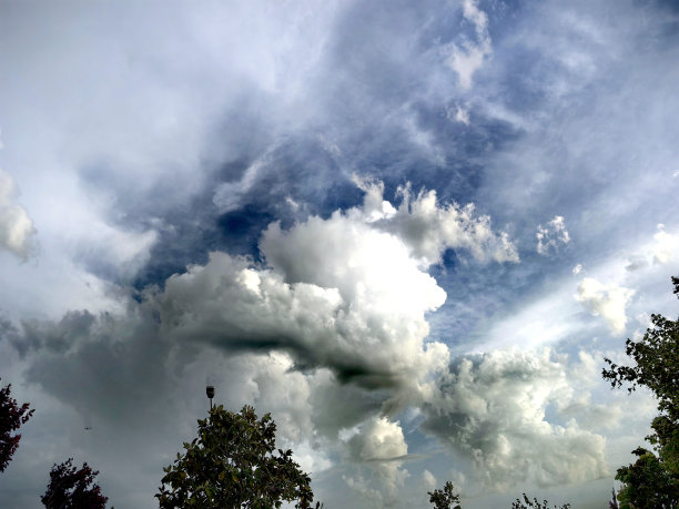 冷风云图片下载