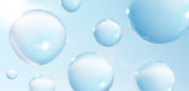 3 d演示。蓝蓝的天空中有多个圆形的水滴。背景与阳光。镜头光晕可用。(水平)图片下载