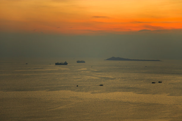 中国三亚海上的黄昏图片下载