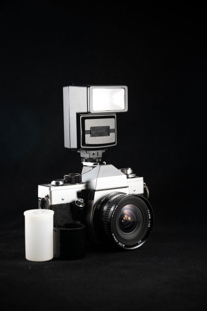 作为一门古老而古典的艺术:摄影图片下载