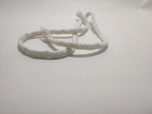 用针织纱线制成的绳子图片下载