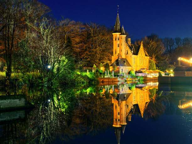 比利时中世纪城市布鲁日的明尼沃特城堡图片下载