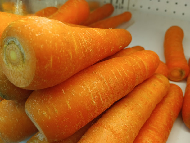 商店里出售的胡萝卜图片下载