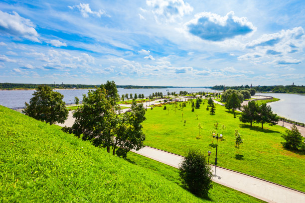 雅罗斯拉夫尔的Strelka公园，俄罗斯的金环图片下载