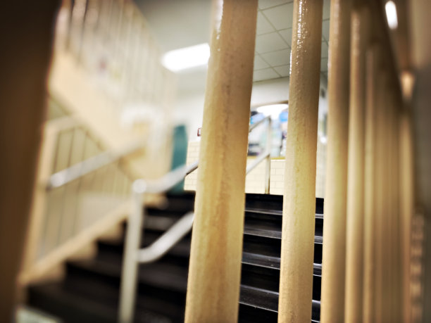 学校的楼梯图片下载