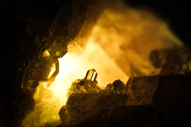 维苏威水晶背光图片下载