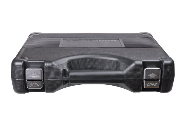 黑色塑料工具箱孤立在白色背景。图片下载