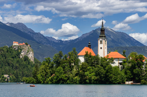 斯洛文尼亚布莱德湖的景色图片下载