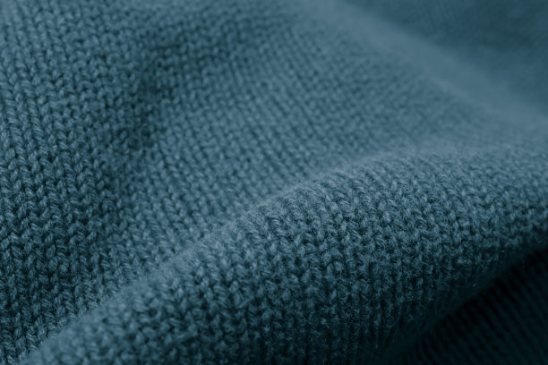 破洞的旧羊毛衫图片下载