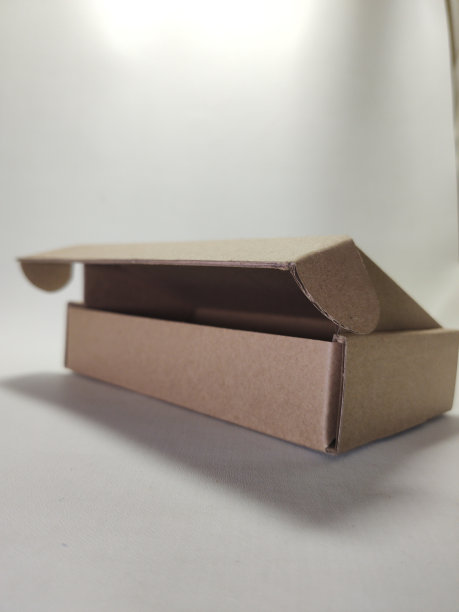 棕色纸板包装;图片下载