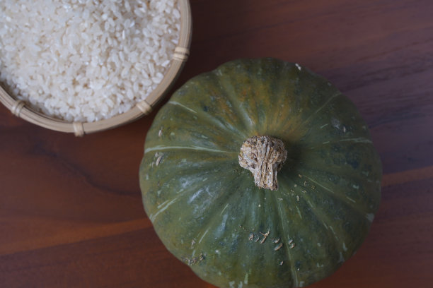 主食有东方人、淀粉类、大米类、南瓜类、危机食品。图片下载