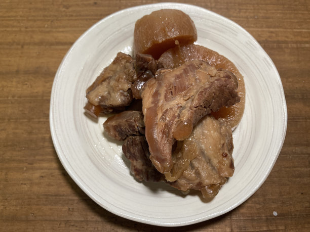 用电子压力锅把猪肉软骨烧软图片下载