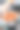 戴着塑料手套的售货员在特殊柜台制作爱斯基摩人图片下载