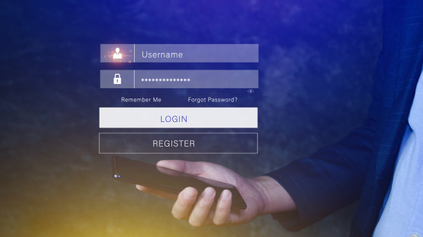双手输入社交媒体的用户名和密码，用智能手机登录网上银行账户，数据保护黑客图片下载