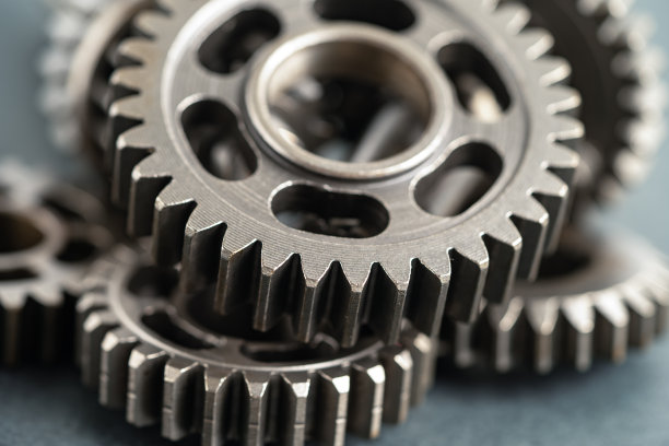 齿轮和齿轮，时钟机构，黄铜金属发动机工业。图片下载