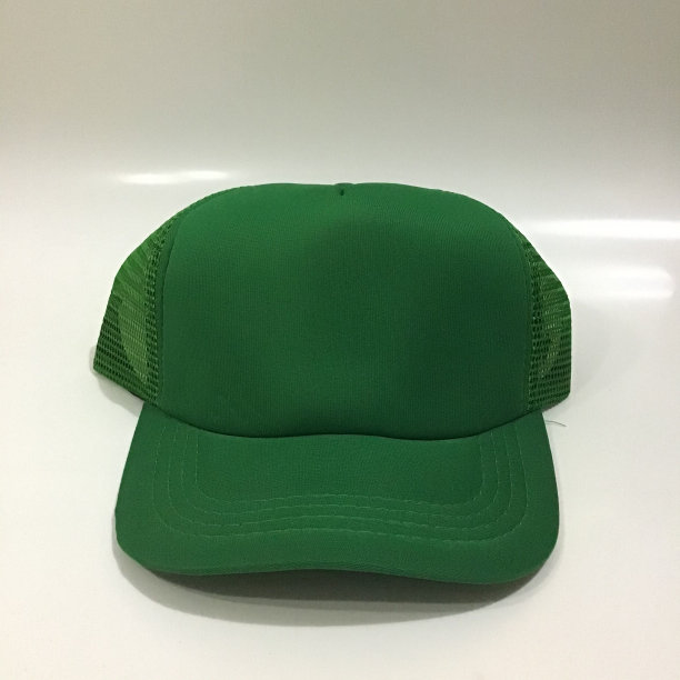 卡车司机的绿色帽子的正面照片图片下载