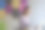 女大学生在用笔记本电脑做作业。图片下载