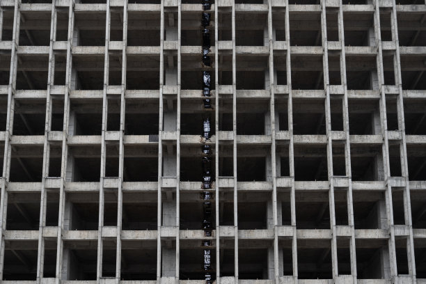 未完工商业建筑的特写图片下载