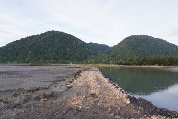 亚齐山的风景图片下载