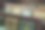 木制的教堂长凳上有跪着的坐垫图片下载
