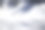 冬季运动员与滑雪和滑雪板的鸟瞰图。白色的雪坡上的山。人们滑雪和单板滑雪。德国，黑森林，费尔德伯格，格拉芬马特。图片下载