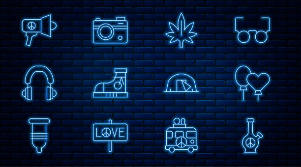 集线Bong，气球，大麻，运动鞋，耳机，扩音器，旅游帐篷和照片相机图标。向量图片下载