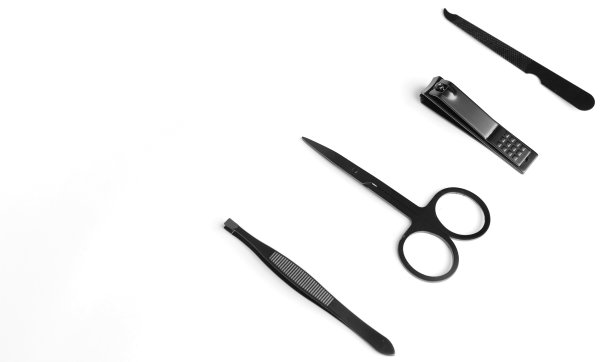 一套钢制美甲和修脚工具的横幅在白色上与复制空间隔离。经典的金属套装指甲剪刀，镊子和修指甲工具。家用指甲美容护理用品。图片下载