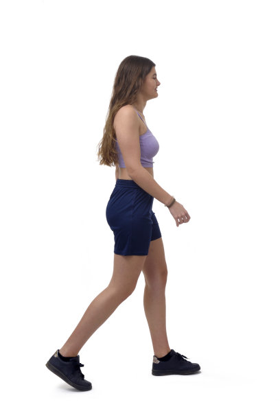 白色背景上的年轻女孩图片下载