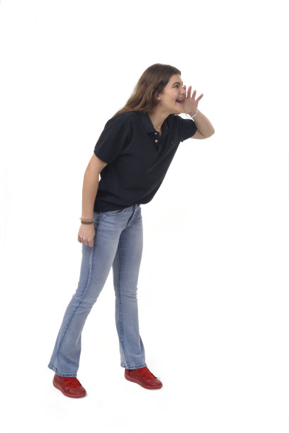 白色背景上的年轻女孩图片下载