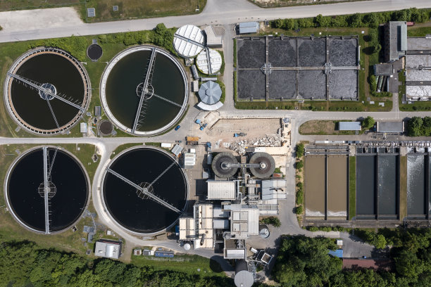 水净化装置正上方图片下载