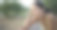 年轻美丽的女人正在跑步休息，汗水从她脸上流下来。图片下载