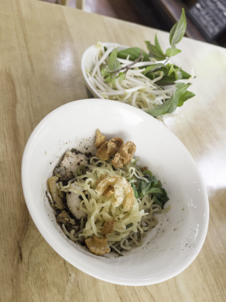 泰国街头小吃汤面图片下载