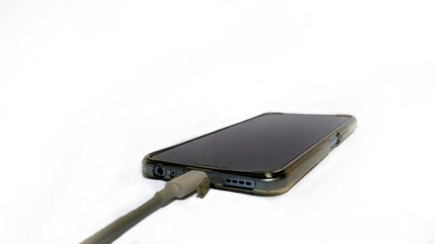 正在充电的手机图片下载