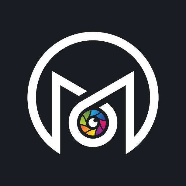 字母M和镜头标识图片下载