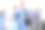 医学生在大学里穿校服的照片图片下载