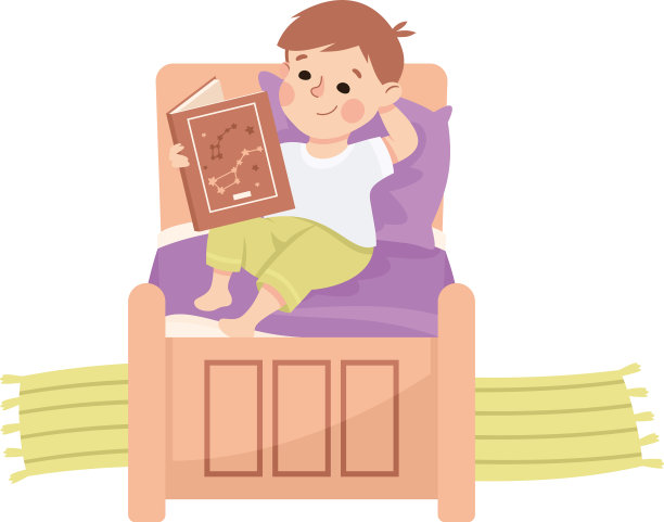 晚上前小男孩躺在床上看书图片下载