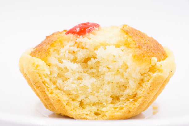 港式樱桃椰子蛋挞蛋糕图片下载