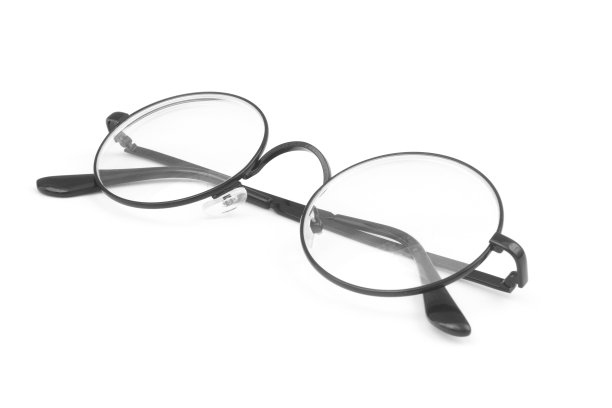 白色背景上的黑色眼镜图片下载