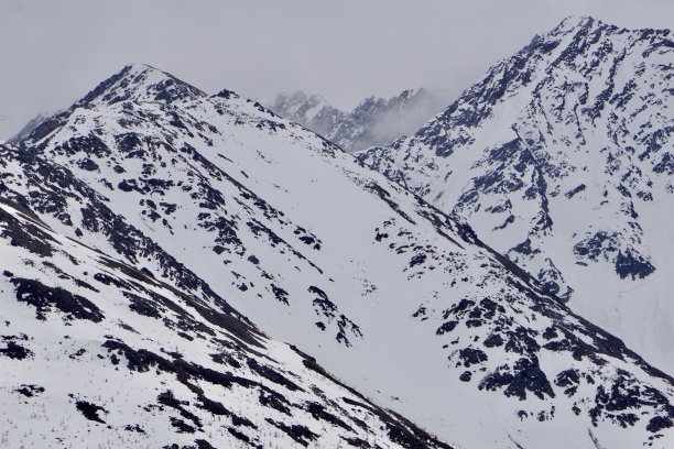 大格洛克纳高山公路(德语Großglockner Hochalpenstraße)是奥地利海拔最高的山口公路。图片下载