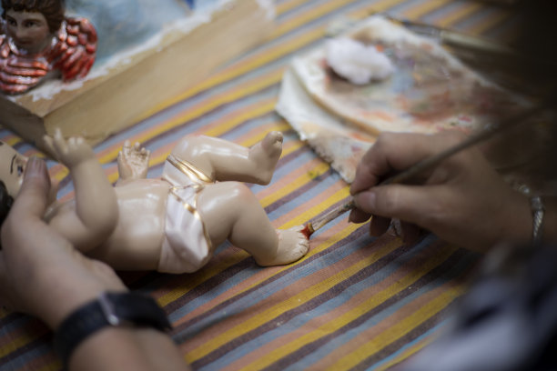 妇女恢复婴儿耶稣图片下载