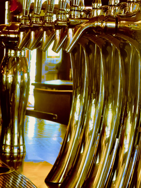 啤酒水龙头图片下载