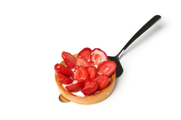 派铲与草莓挞孤立在白色背景图片下载