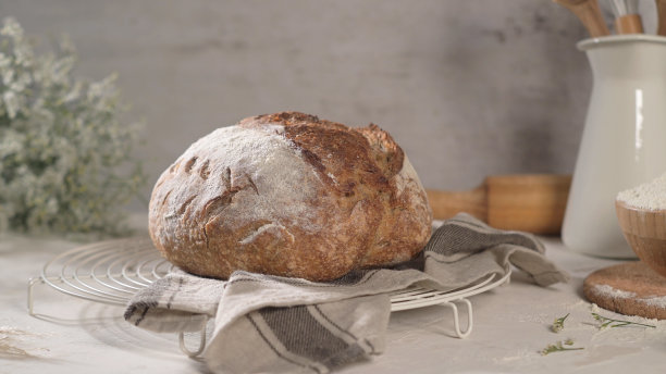 自制香脆香草面包图片下载