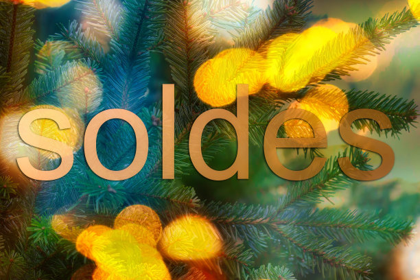 节日期间模糊的圣诞彩灯和招牌图片下载