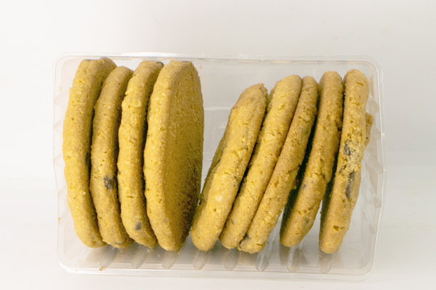 在白色背景的包装里烤饼干图片下载